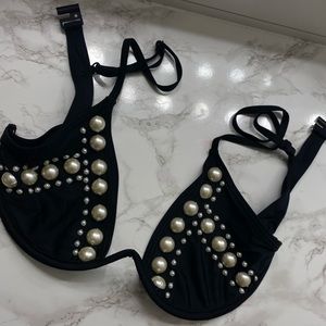 PEARL EMBELLISHED UNDERWIRE HIGH LEG BIKINI